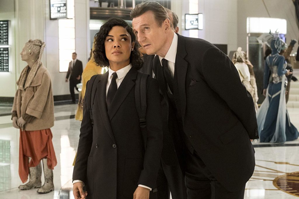 Liam Neeson Tessa Thompson Homens de Preto Internacional